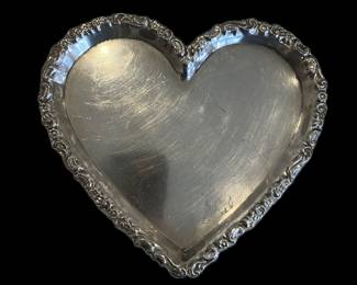 Happy Valentine’s Weekend! ❤️ Give your sweetheart the gift of beautiful sterling silver.