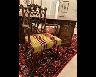 Antique 18th Century George III Mahogany Side Chair after a Design by Thomas Chippendale, Pegged Construction, Excellent Condition, Newly Upholstered