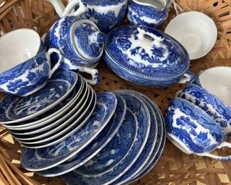 Child’s Blue Willow China set