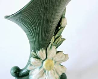 Roseville Pottery Peony Cornucopia Vase 171-8