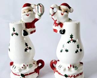 Vintage MG Menschik Goldman Santa Salt & Pepper
