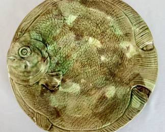 Vintage Majolica Fish Plate Green 8.5 inches