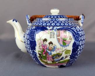 DIC Japan Ceramic Bamboo Handle Teapot With 4 Saki Cups And Ceramic Bamboo With Birds Hand Painted Teapot 