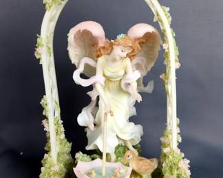 Roman Inc. Seraphim Classics Heaven On Earth "Allison" Resin Sculpture, 11" Tall, Includes COA, In Original Box