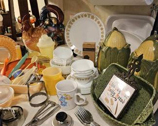 Corelle, cookie cutter, biscuit cutter, ice cream scoop, rooster and corn canisters