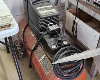 Air compressor 