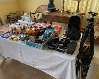 Cameras & Toys