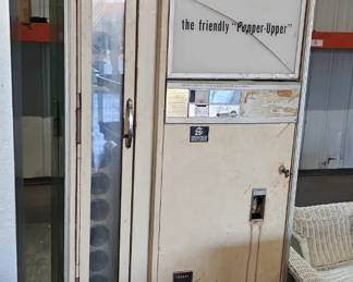 VINTAGE DR PEPPER MACHINE
