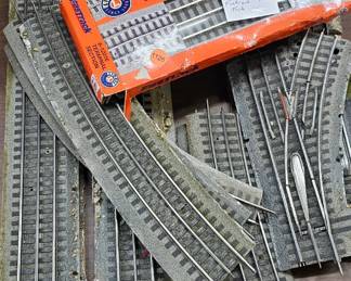 FASTRACK LIONEL TRAIN TRACKS