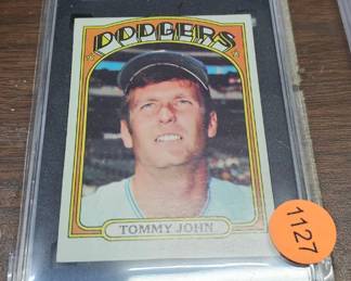 BASEBALL CARD
