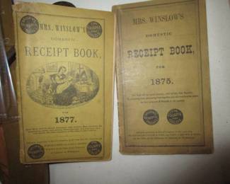 Lot's of antique magazines and paper