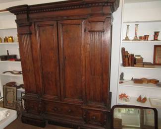 This French armoire early 1800s is available for pre-sale (due to lack of space). If interested please call 206-450-0260