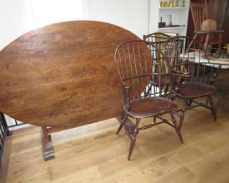 Table with chairs - chairs are separate.