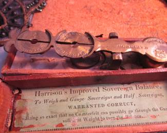 Antique brass Sovereign coin scale