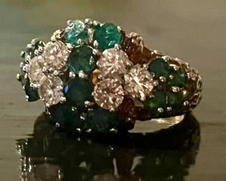 Stunning 1940s emeralds with FLAWLESS diamonds 