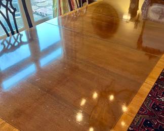 Beautiful banded mahogany dining table seats 8 -10