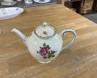 Victoria Teapot & Lid by Syracuse