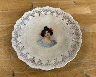 The Colonial Company Decorative Plate