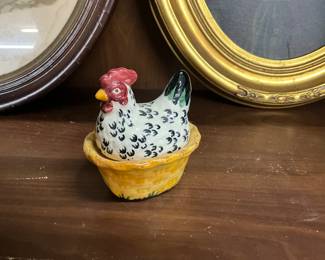 Chicken on Nest Trinket Box