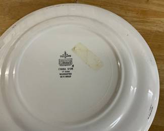 Triumph China D'or 22 Kt Gold Plate Made in USA Limoges