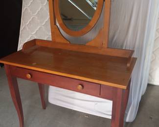 elling a beautiful wooden vanity table with an oval mirror and a spacious drawer. Perfect for organizing your essentials or adding charm to your bedroom or dressing area.
Features:
Rotatable oval mirror
Spacious drawer for storage
Sturdy wooden construction
Condition: Good (Minor assembly required, as shown in the photo)