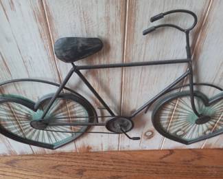 There are many types of picture frames.