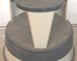 76 - Step Stool - 12" x 15"
