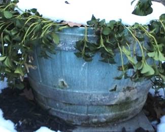 295 - Planter - 22 x 14
