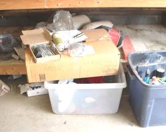 209 - Lot of Assorted Items
