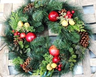 312 - Wreath - 20" round
