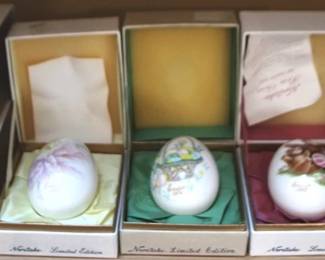 49 - 4 Noritake Easter Eggs of Decorative Eggs with Boxes
