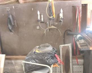 195 - Lot of Assorted Items
