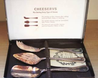 52 - Cheese Knife Set in Box

