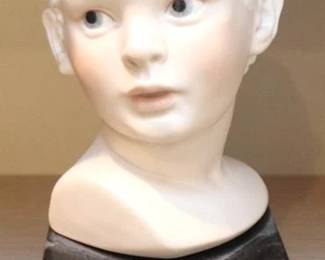 46 - Cybus Head Bust - 9" Tall
