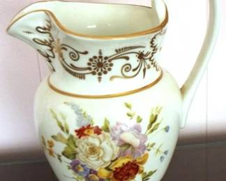 424 - Lenox Pitcher - 10" tall
