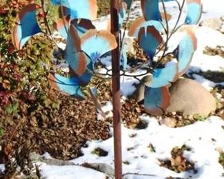 322 - Metal Yard Art - 42" tall
