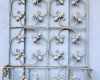 298 - Metal Planter w/ trellis - 17 x 26 x 8
