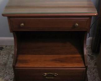 472 - Taylor Jamestown Cherry Nightstand 22 x 18 x 25
