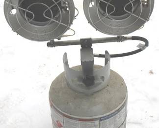 184 - Propane Tank w . Heater Attachment You are buying a used as-is electric/electronic item. We do not guarantee all components are present, and if it is not expressly stated, it is untested.
