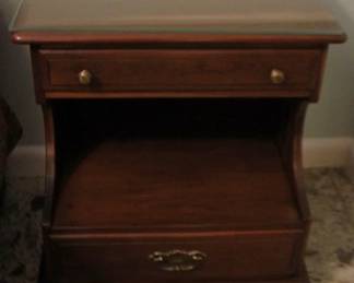 476 - Taylor Jamestown Cherry Nightstand, 22 x 18 x 25
