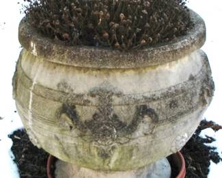 320 - Concrete Planter - 24 x 23
