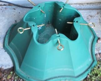 305 - Plastic Christmas Tree Stand - 18" round
