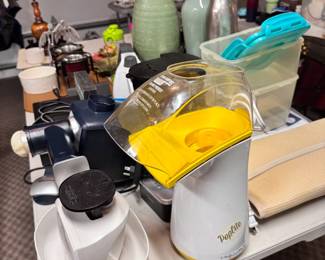 Pop corn popper and stuff