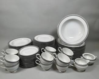 Mikasa, Platinum Crown, 66 Piece Partial Diner Set
