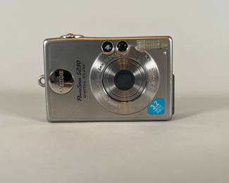 Canon PowerShot S230 Digital Camera
