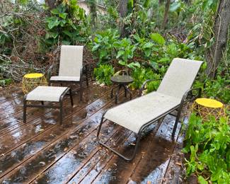 Chaise lounge