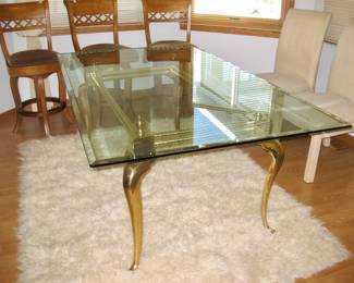 Labarge Dining table: 42: x 72" x 30.25" floor to top $895 Please contact Diana via text or phone 708-670-2189 to arrange&nbsp;payment or with any questions.&nbsp;