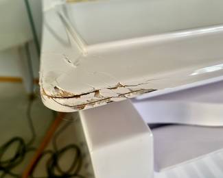 Hamilton / Baldwin Baby Grand white lacquer piano and bench, player with Concert Master CD System *note* there is damage on the top of piano, please see the photos $2,400 Please contact Diana via text or phone 708-670-2189 to arrange&nbsp;payment or with any questions.&nbsp;