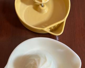 Vintage Milk Glass Juicer