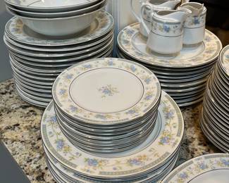 Barclay china set by Sango, 8389.
